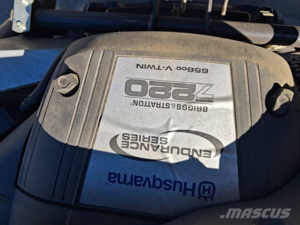 Husqvarna RC320TS AWD ركوب الحشائش