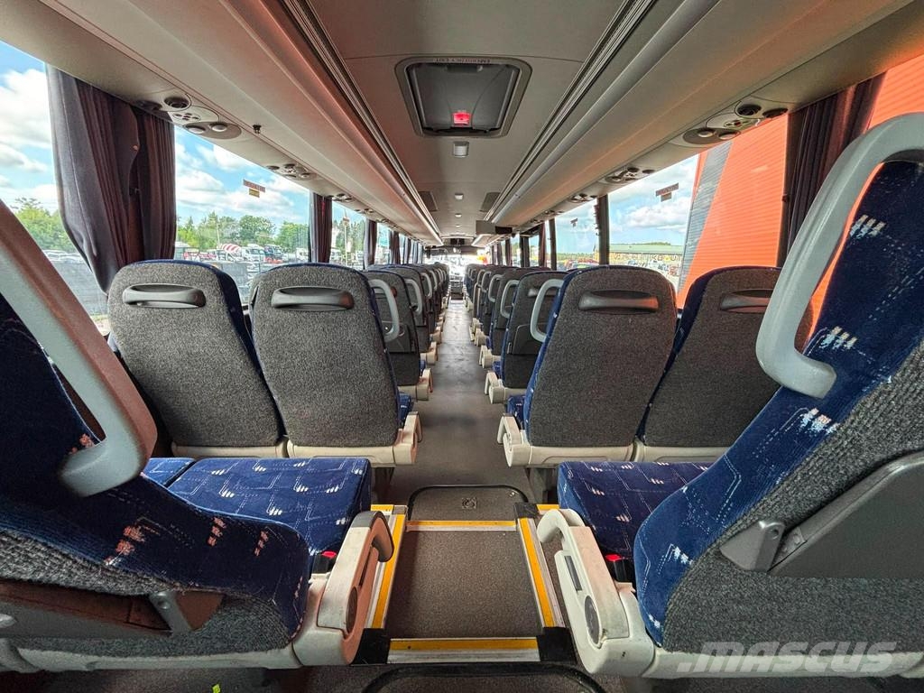 VDL Futura FMD 2-148/440 6x2*4 57 SEATS / AC / AUXILIA Autobuses interurbano