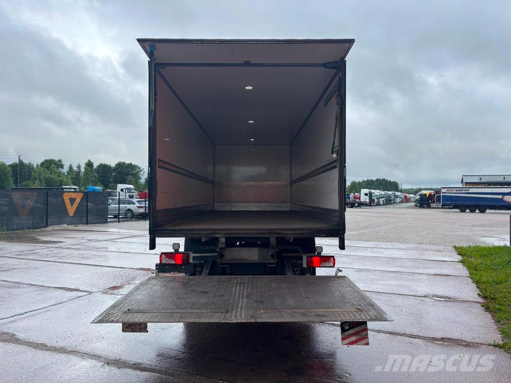 Scania P 220 4x2 BOX L=7593 mm Camiones con caja de remolque