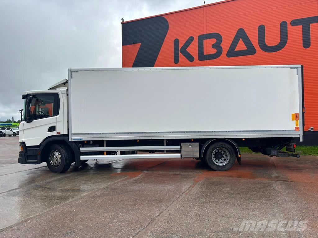 Scania P 220 4x2 BOX L=7593 mm Camiones con caja de remolque