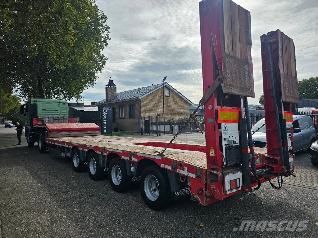 Nooteboom OSD-73-04V Telescopic Poluprikolice labudice