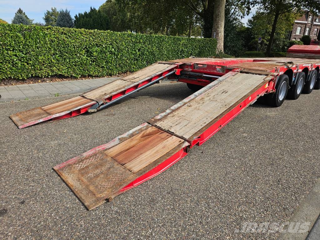 Nooteboom OSD-73-04V Telescopic Poluprikolice labudice
