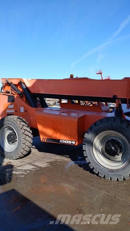 SkyTrak 10054 Telescopic handlers