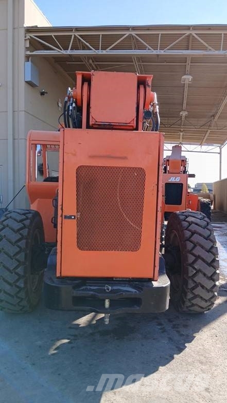 SkyTrak 10054 Telescopic handlers