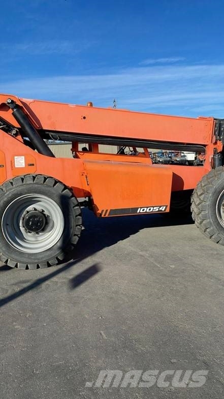 SkyTrak 10054 Telescopic handlers