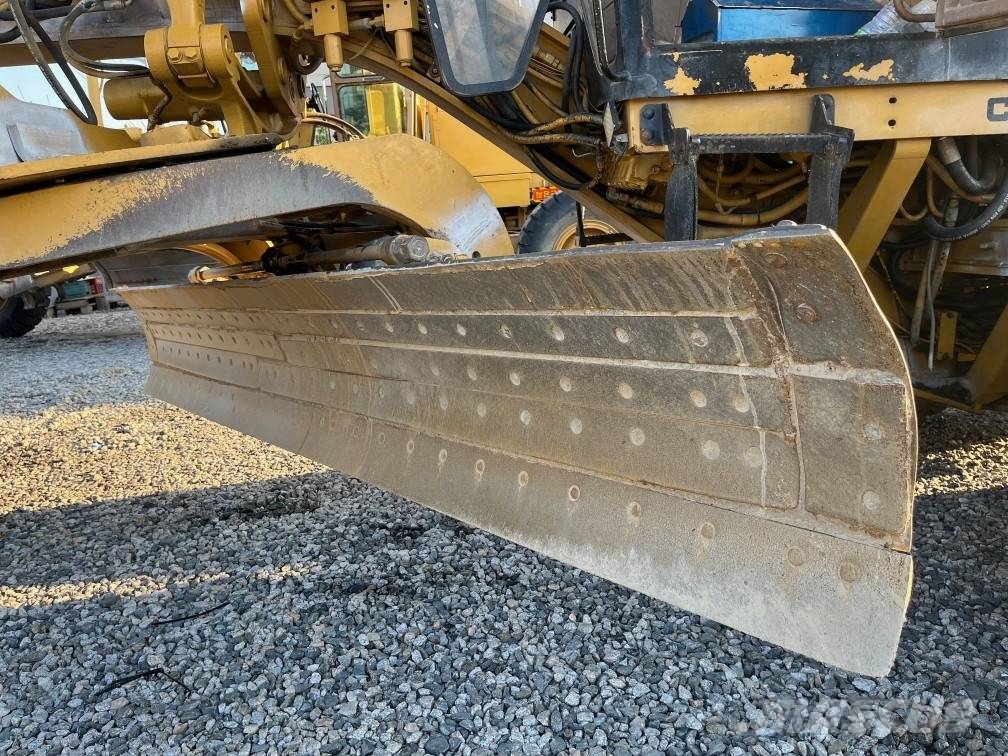 CAT 140 G Tiehöylät