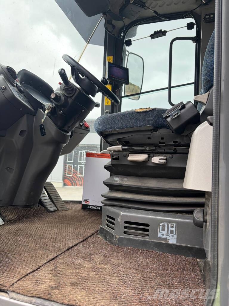 Hitachi ZW 150 PL Cargadoras sobre ruedas