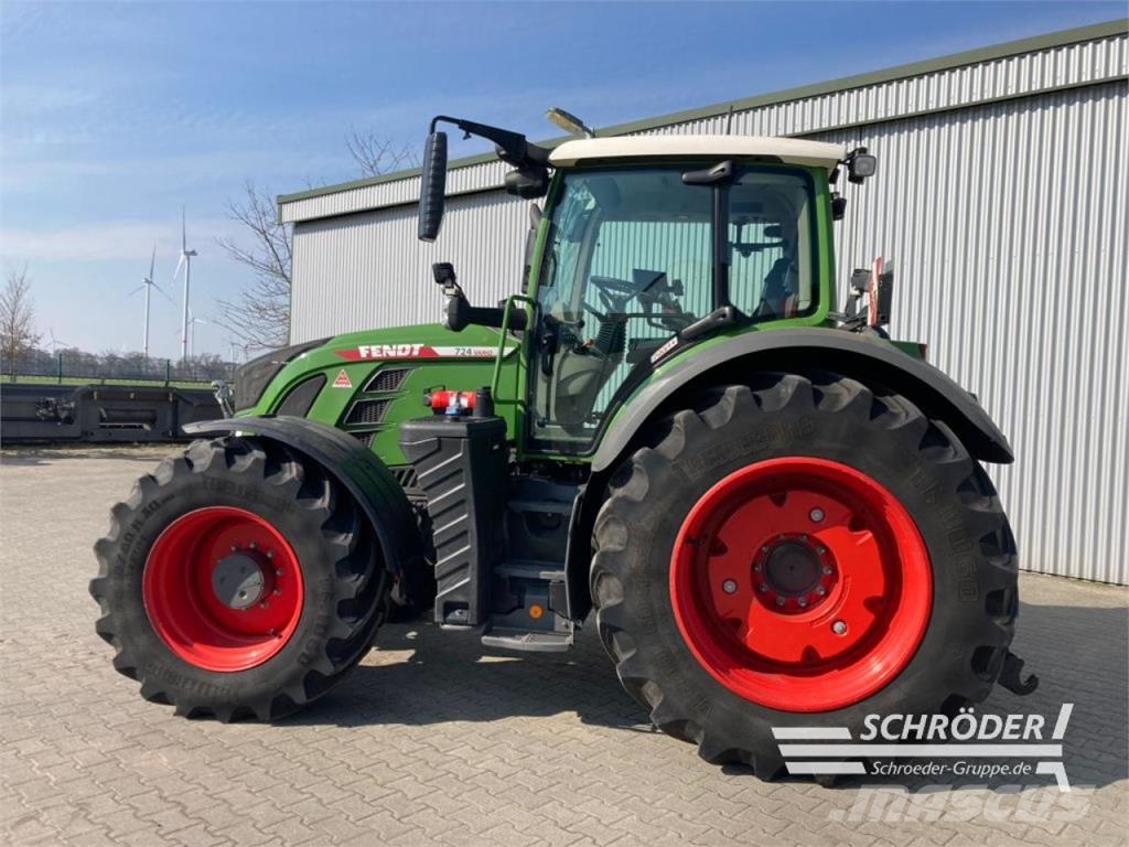 Fendt 724 VARIO GEN6 PROFI PLUS Traktorer