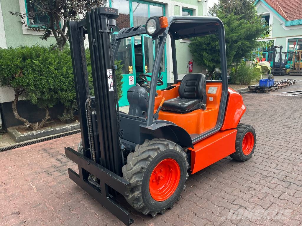 Ausa CH 130 X4 V-4172 Maastotrukit