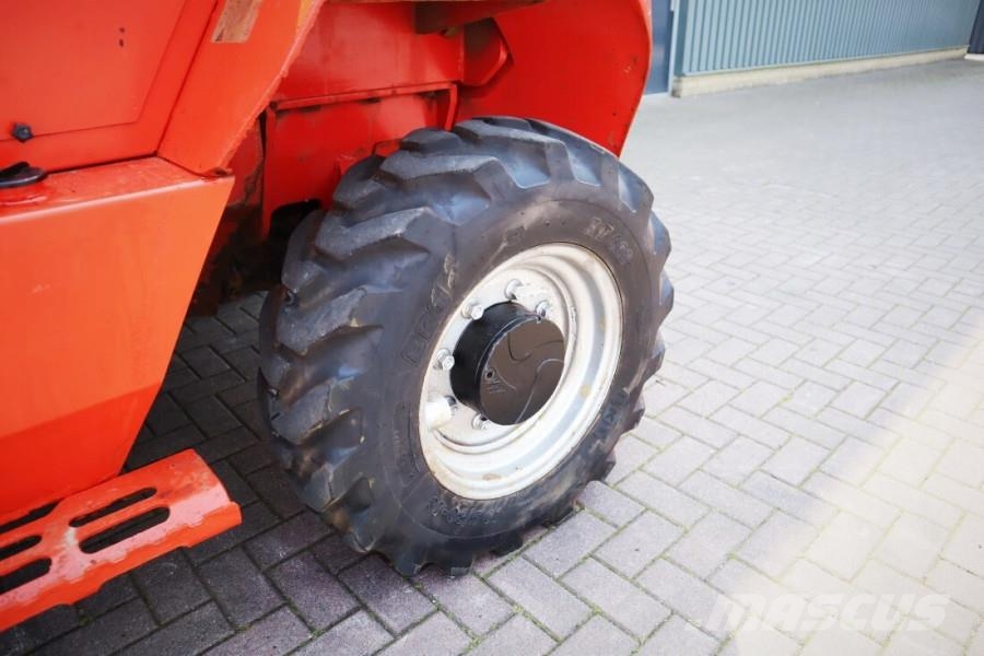 Manitou M30-4 Diesel, 4x4 Drive, 3t Capacity, Triplex Mast ラフターテレントラック