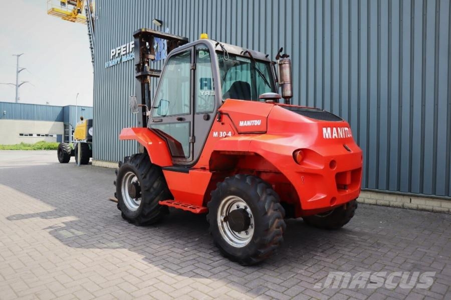Manitou M30-4 Diesel, 4x4 Drive, 3t Capacity, Triplex Mast ラフターテレントラック