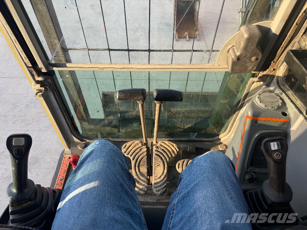 Volvo ECR 88 Midi bagri 7t – 12t