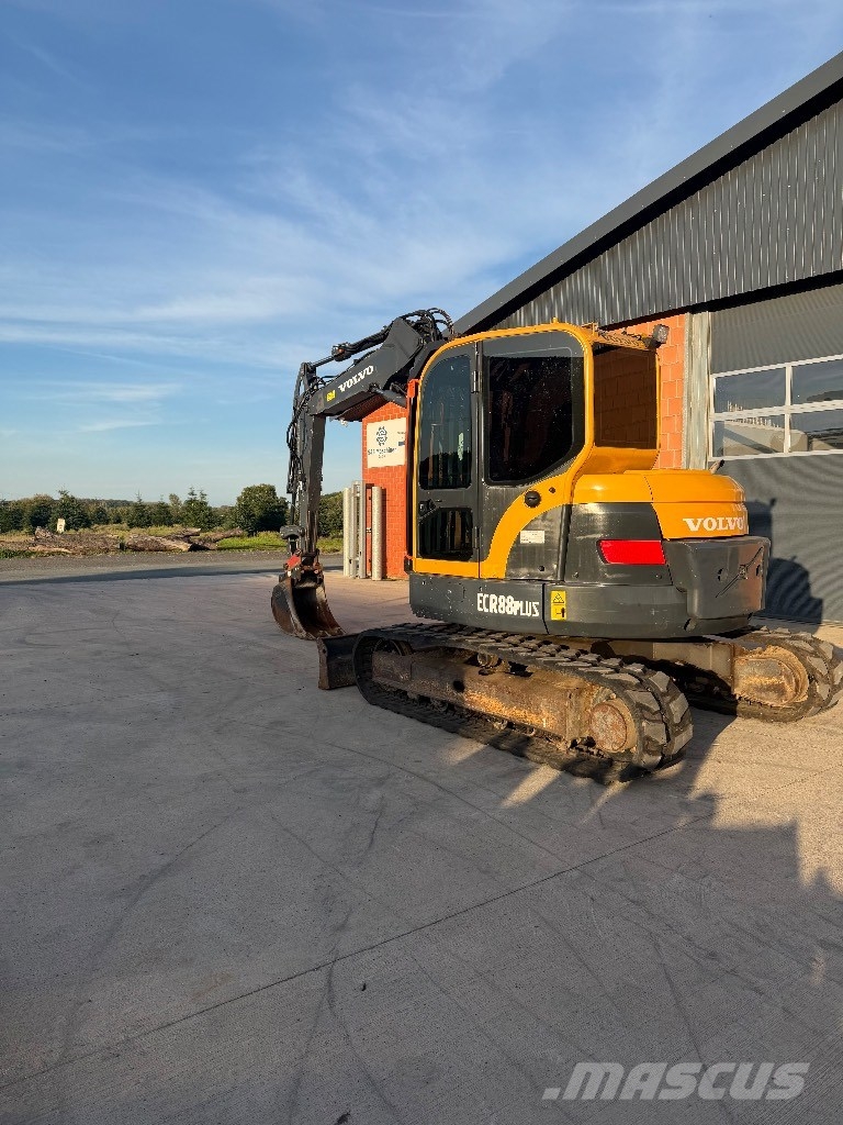 Volvo ECR 88 Midi bagri 7t – 12t