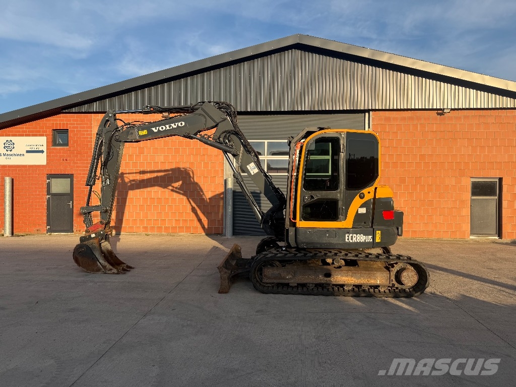 Volvo ECR 88 Midi bagri 7t – 12t