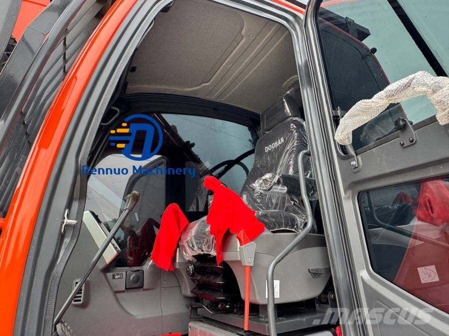 Doosan DX225LCA Roomikekskavaatorid