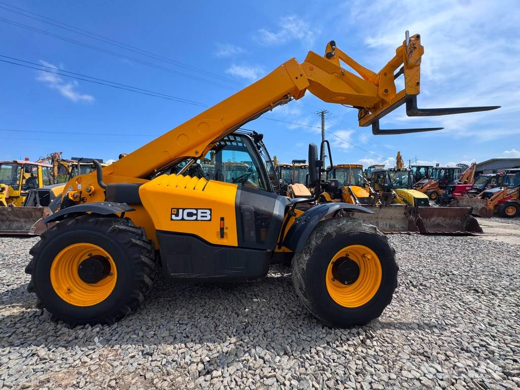 JCB 531-70 Kurottajat