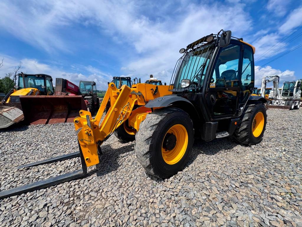 JCB 531-70 Kurottajat