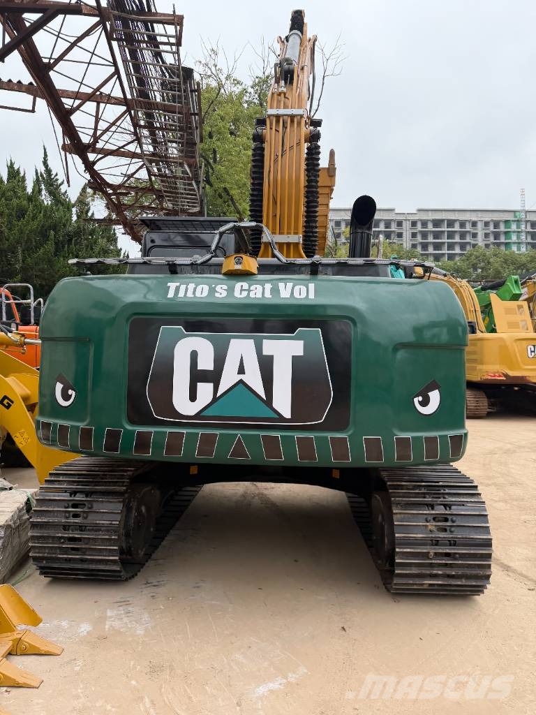 CAT 320 D 3000 units excavators in stock Bageri gusjeničari