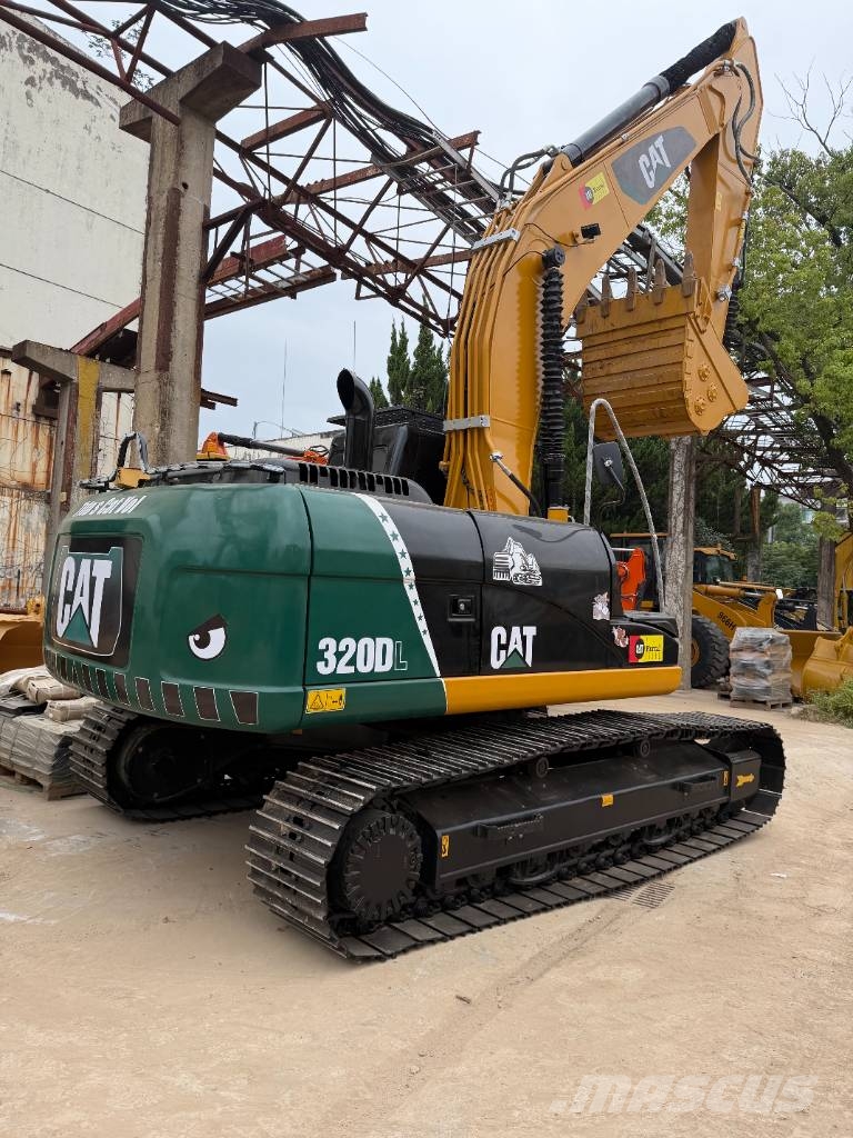 CAT 320 D 3000 units excavators in stock Bageri gusjeničari