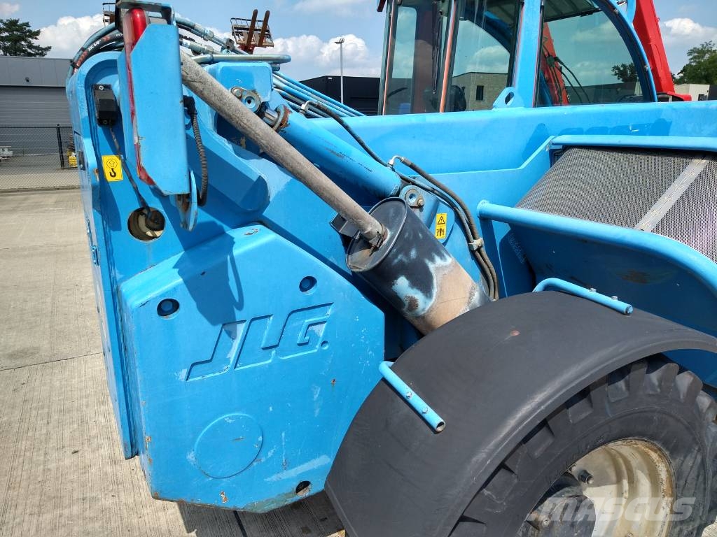JLG 3513 (676) Teleskoplæssere