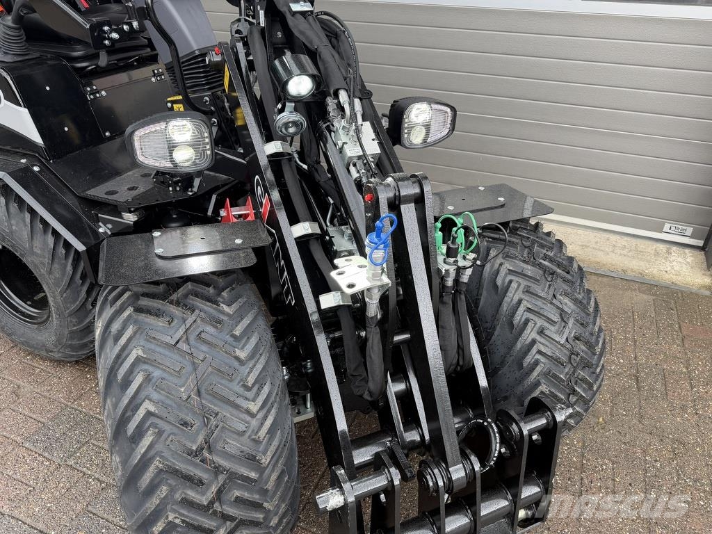 GiANT G2700 X-TRA HD+ BLACK edition minishovel NIEUW €80 لوادر بعجل