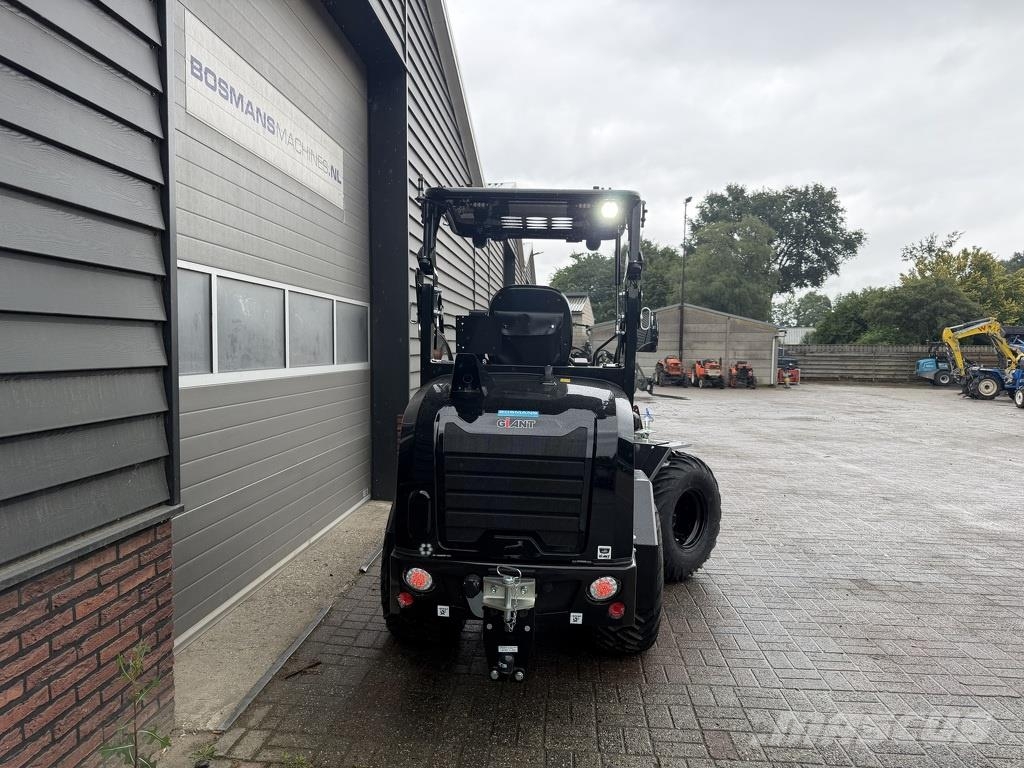 GiANT G2700 X-TRA HD+ BLACK edition minishovel NIEUW €80 لوادر بعجل