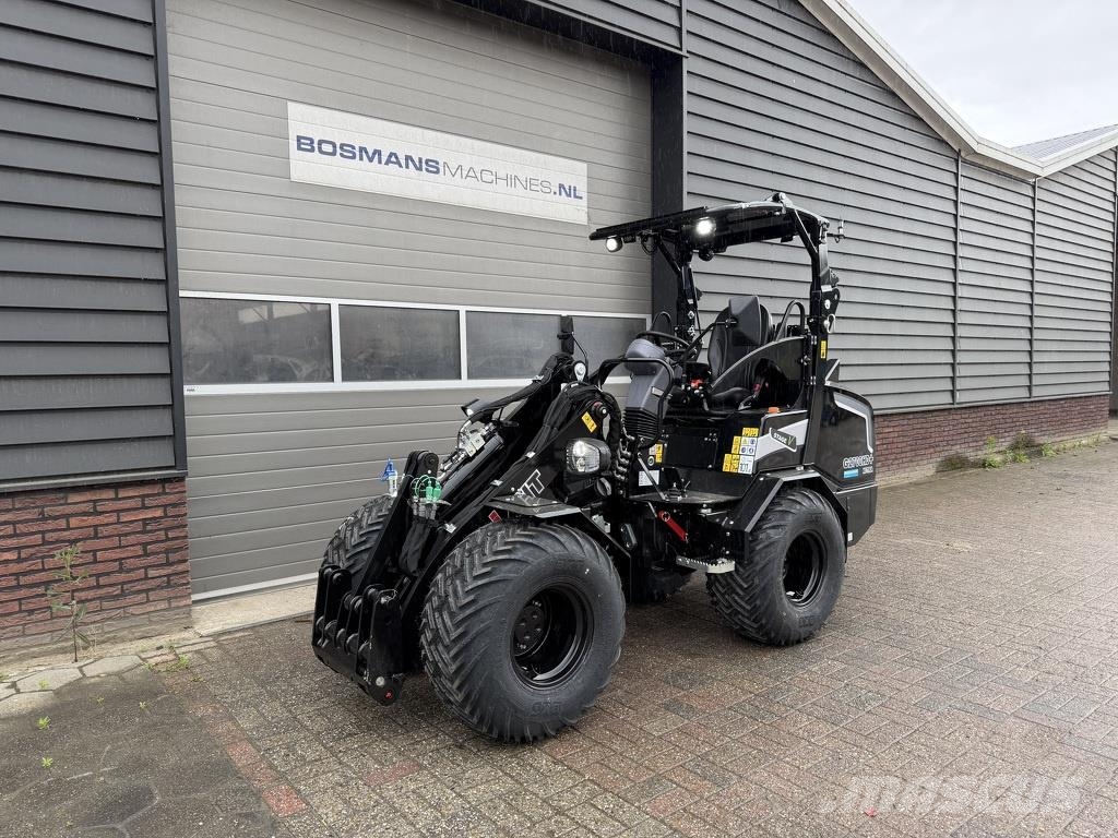 GiANT G2700 X-TRA HD+ BLACK edition minishovel NIEUW €80 لوادر بعجل