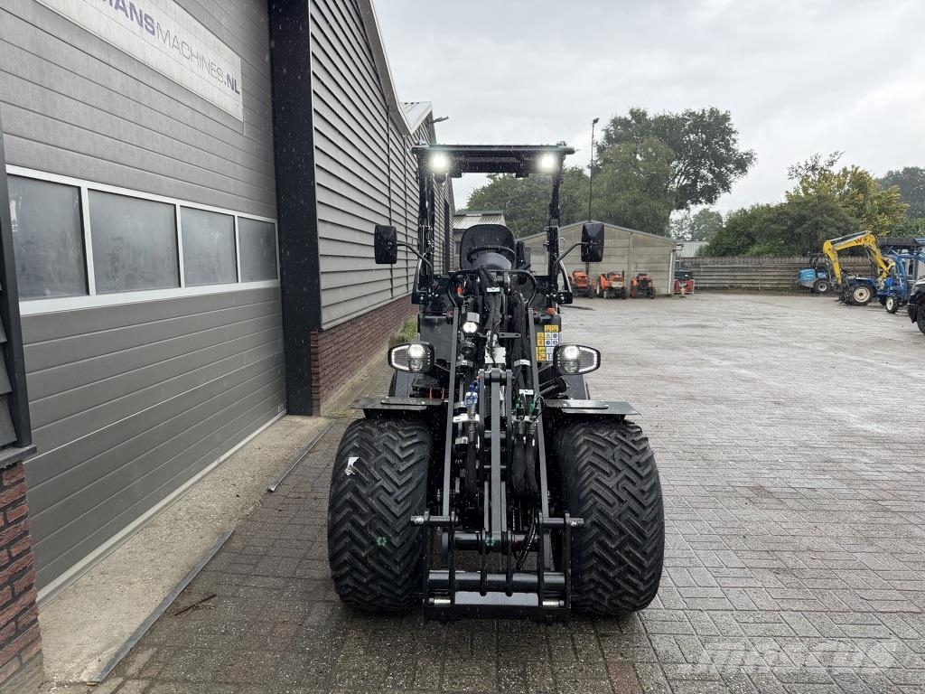 GiANT G2700 X-TRA HD+ BLACK edition minishovel NIEUW €80 لوادر بعجل