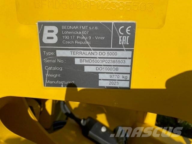 Bednar TERRALAND DO 5000 Grubber