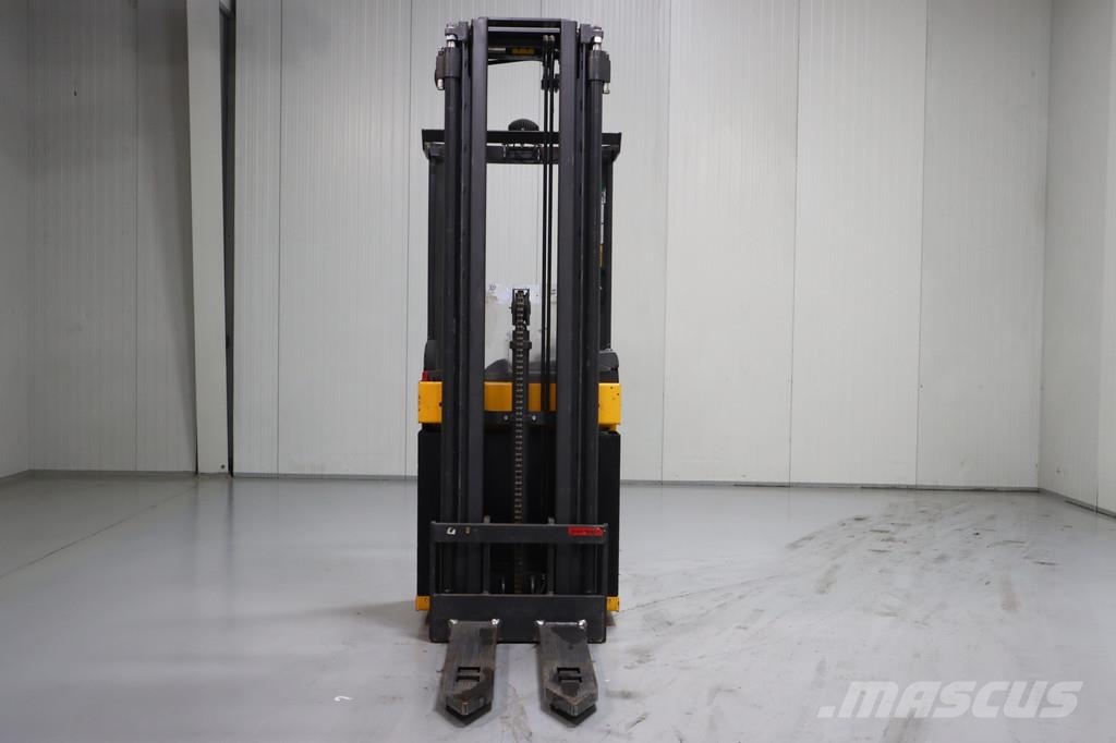Atlet A/200SDTFVJN660 Carrello retrattile