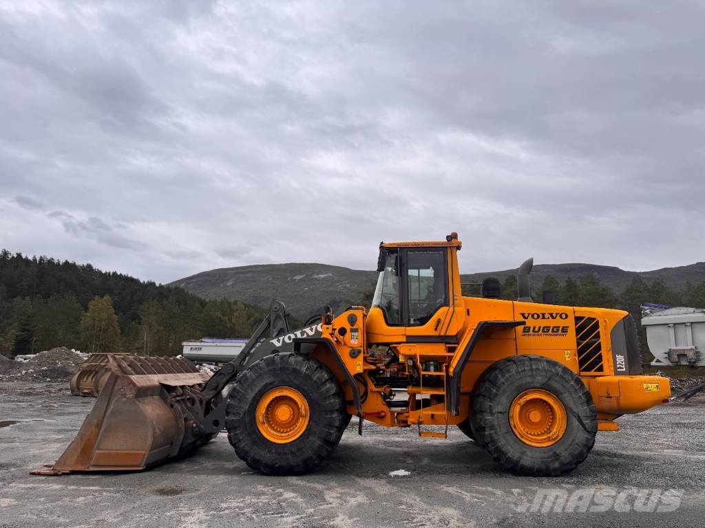 Volvo L 220 F Ładowarki kołowe
