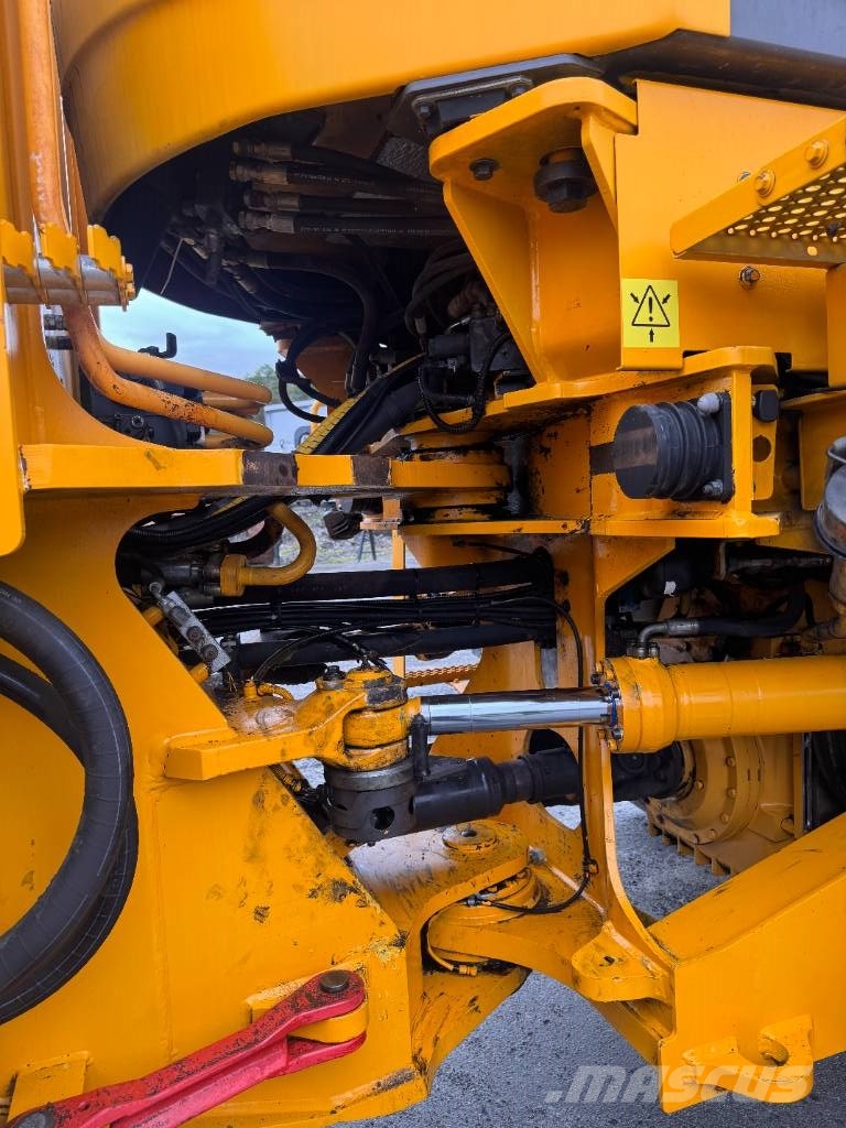 Volvo L 220 F Ładowarki kołowe
