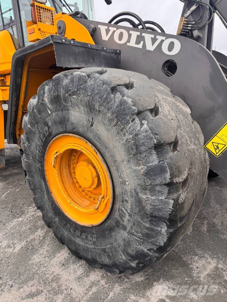 Volvo L 220 F Ładowarki kołowe