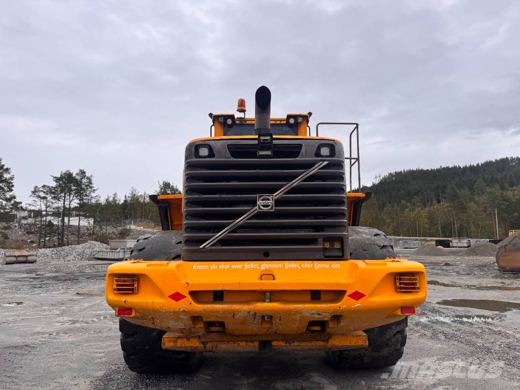 Volvo L 220 F Ładowarki kołowe