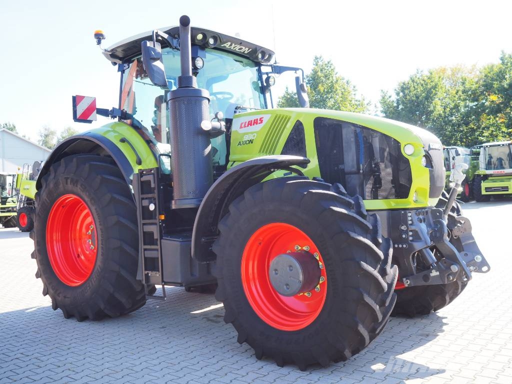 CLAAS Axion 930 CMATIC GPS Трактори