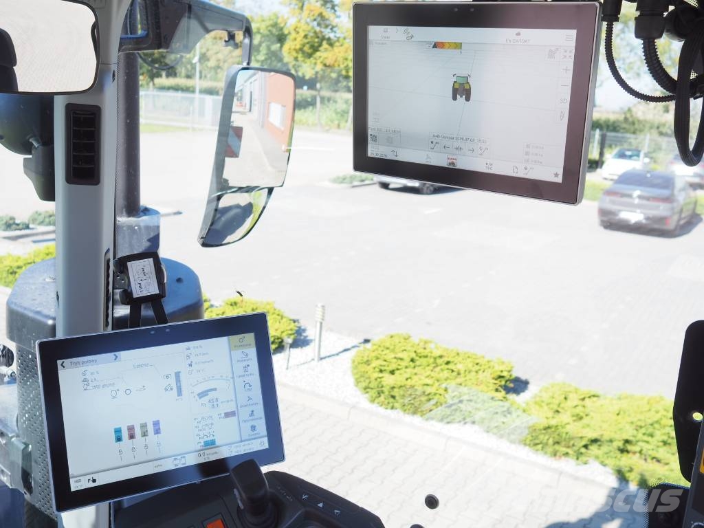 CLAAS Axion 930 CMATIC GPS Трактори