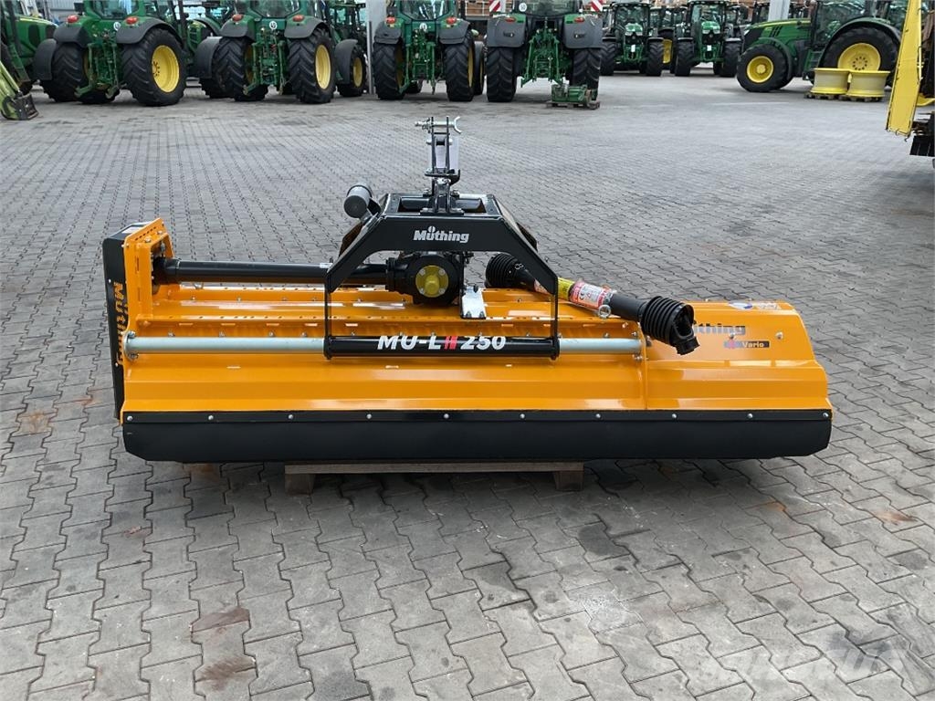 Müthing MU-L 250 Vario Cits lopbarības novācēju, kombainu aprīkojums