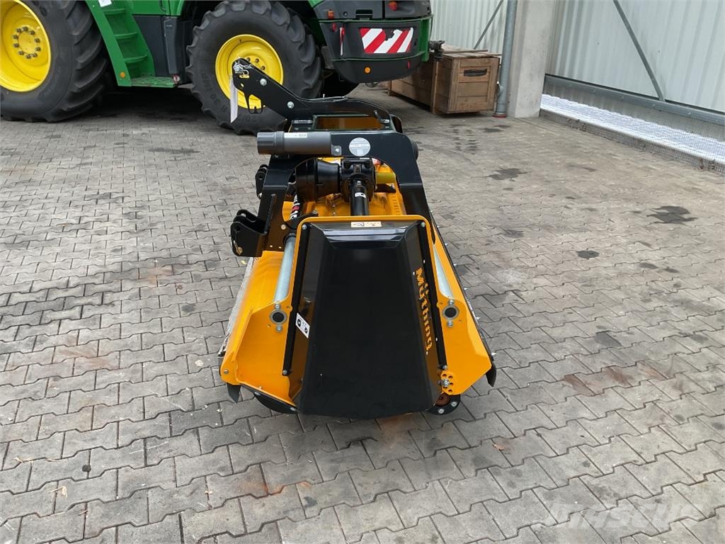 Müthing MU-L 250 Vario Cits lopbarības novācēju, kombainu aprīkojums