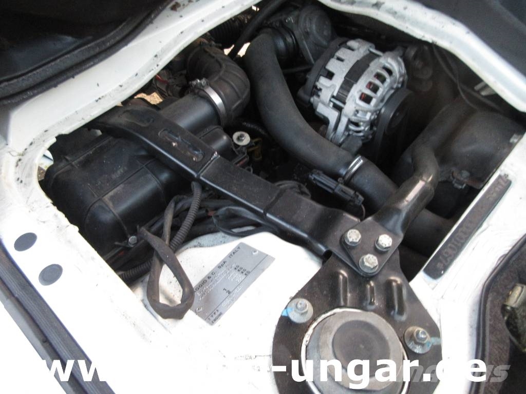 Piaggio Maxxi D120 Diesel Müllwagen Bj. 2012 BOM Garbage Kamioni za otpad