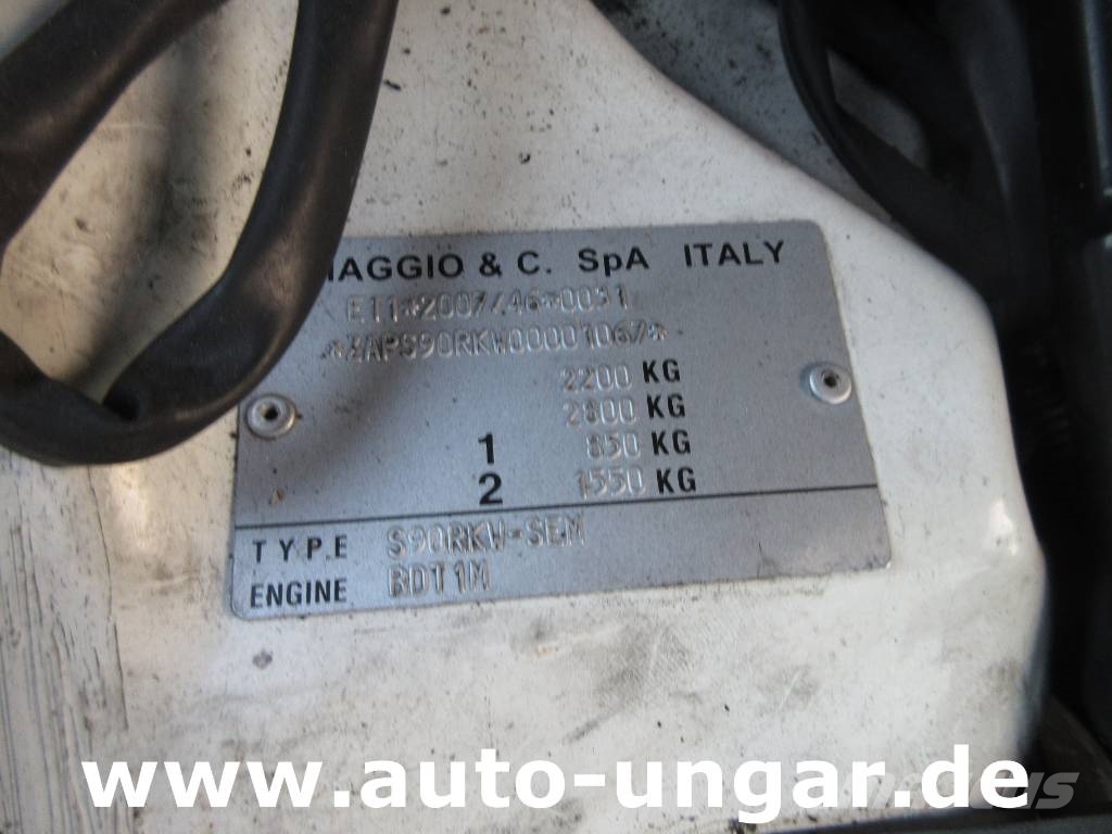 Piaggio Maxxi D120 Diesel Müllwagen Bj. 2012 BOM Garbage Kamioni za otpad