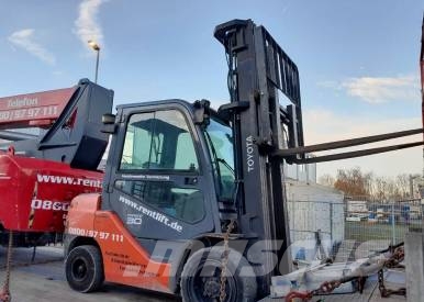 Toyota 02-8 FDF 30 Diesel forklifts