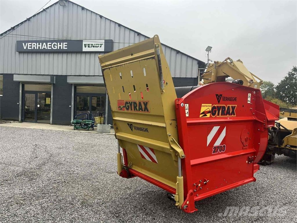 Gyrax 2703 Dérouleuse, pailleuse