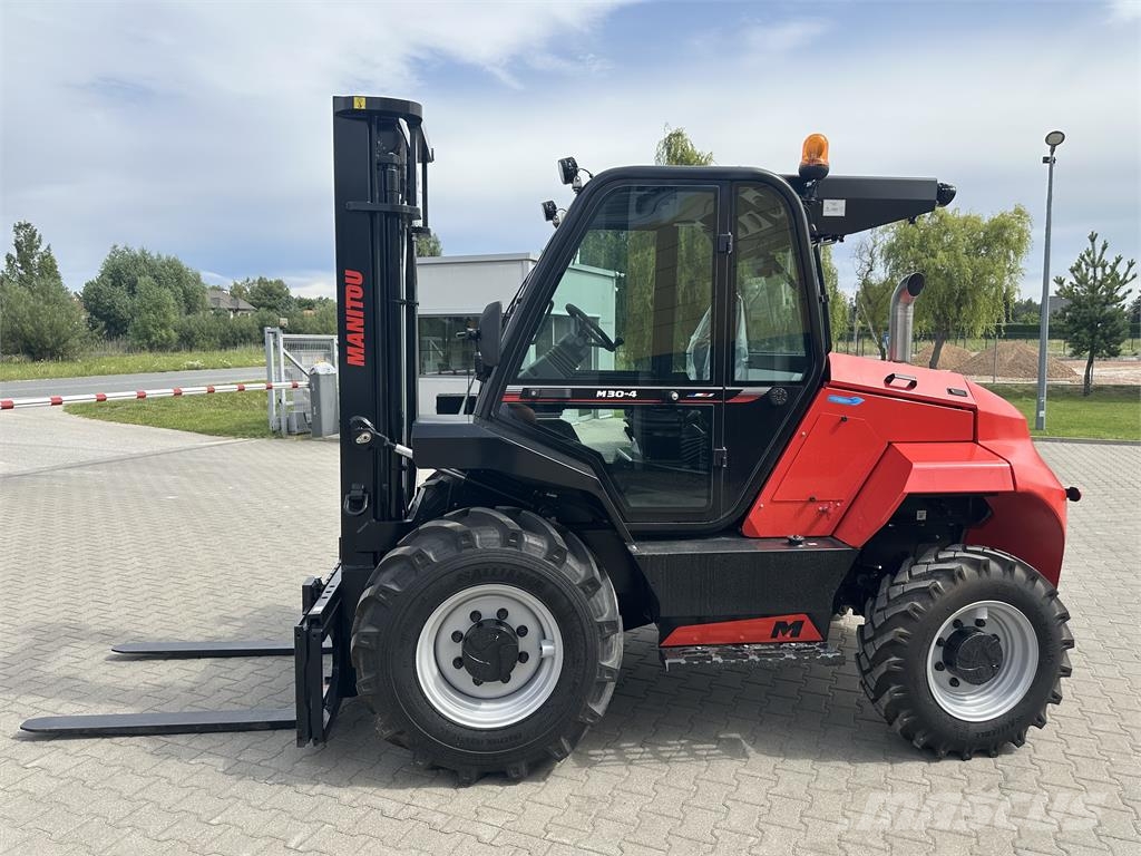 Manitou M30-4 Terenski viličar