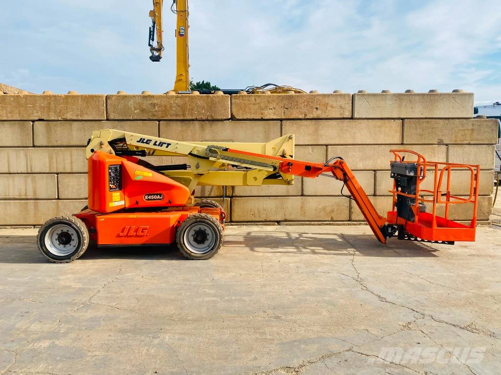 JLG E 450 AJ Knikarmhoogwerkers