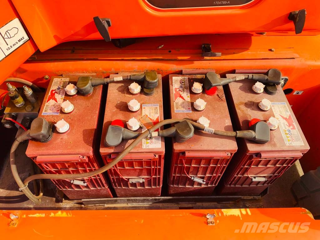 JLG E 450 AJ Knikarmhoogwerkers