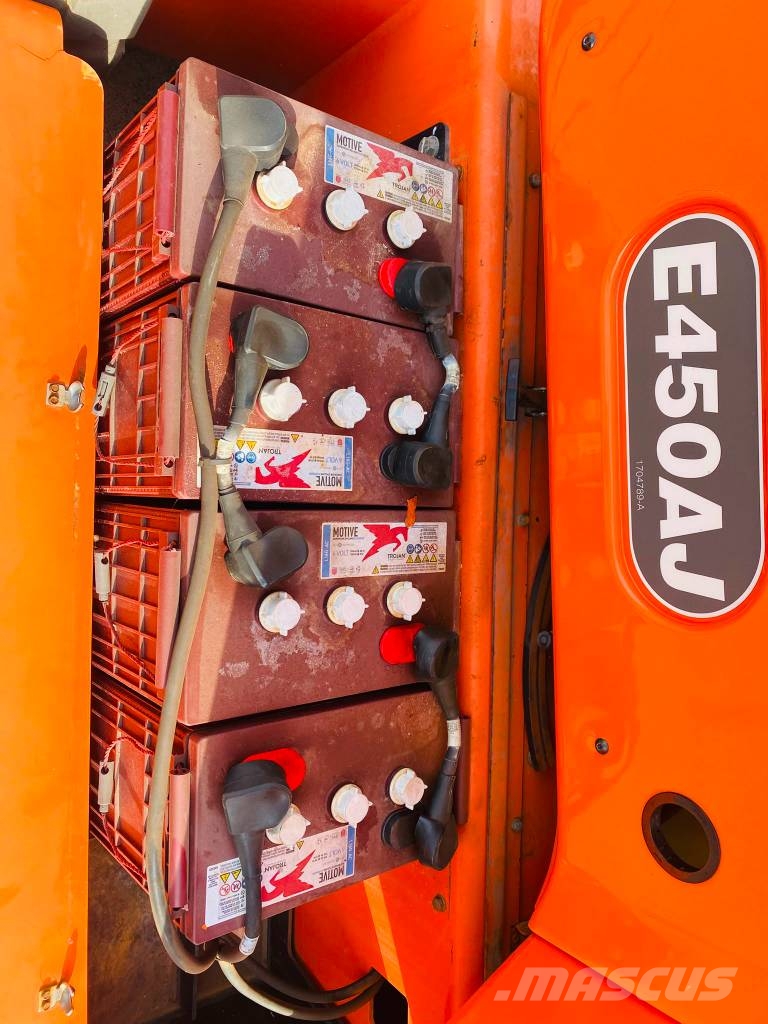 JLG E 450 AJ Knikarmhoogwerkers