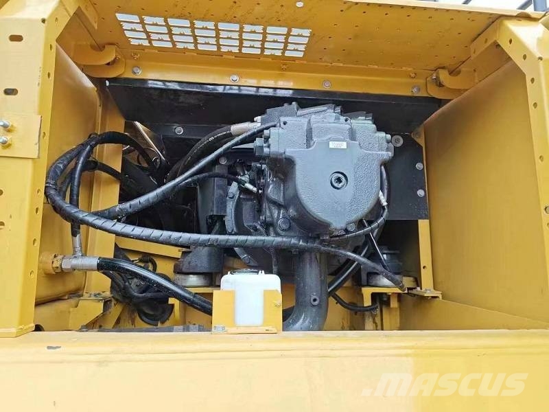 Komatsu PC 450-8 Raupenbagger