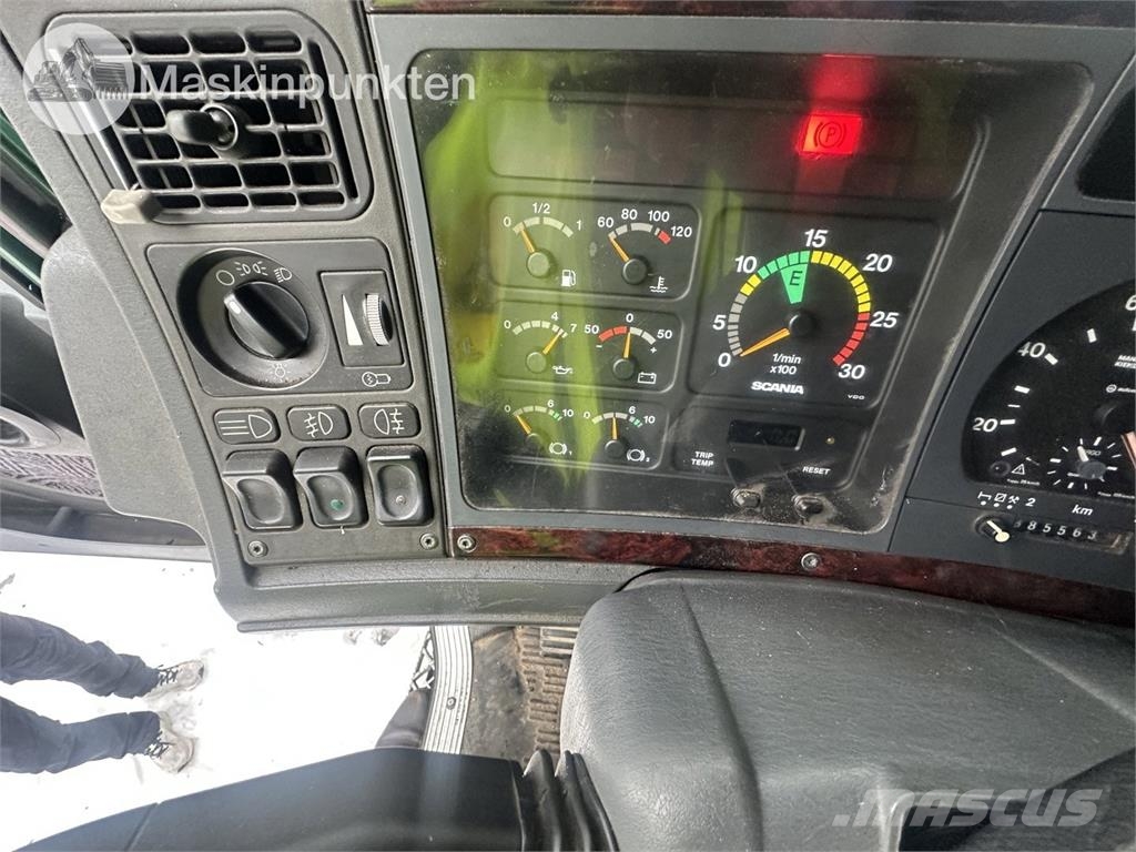 Scania R124GB6X2NZ470 훅 리프트 트럭