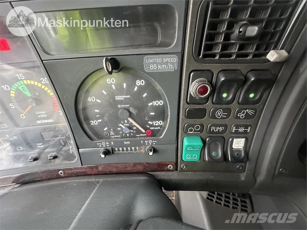 Scania R124GB6X2NZ470 훅 리프트 트럭