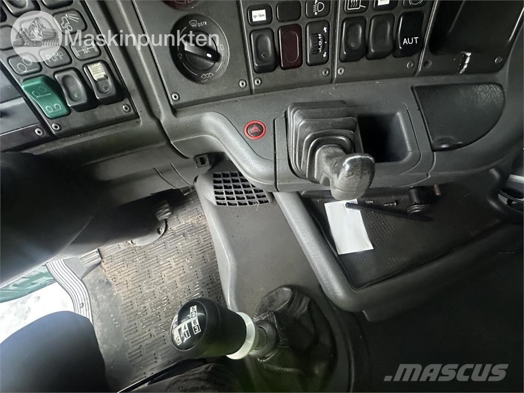 Scania R124GB6X2NZ470 훅 리프트 트럭